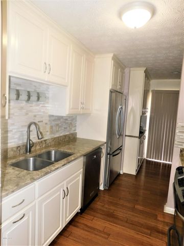 312 Kathryn Court, Newport, NC 28570