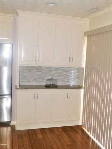 312 Kathryn Court, Newport, NC 28570