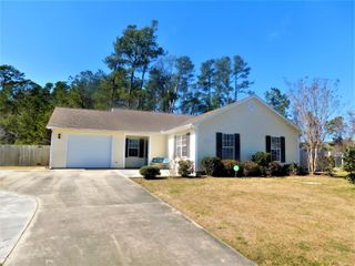 312 Kathryn Court, Newport, NC 28570