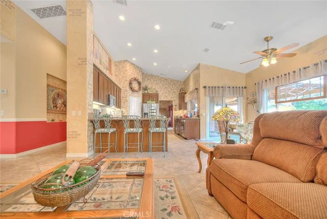 16240 Little Court, Riverside, CA 92508