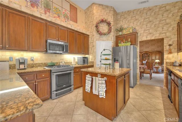 16240 Little Court, Riverside, CA 92508