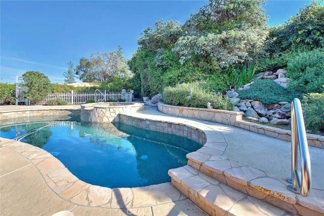 16240 Little Court, Riverside, CA 92508