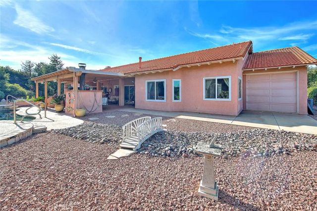 16240 Little Court, Riverside, CA 92508
