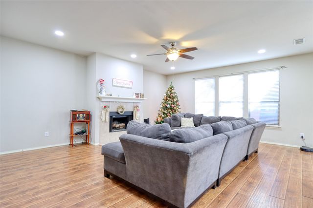 5116 Senator Drive, Fort Worth, TX 76244