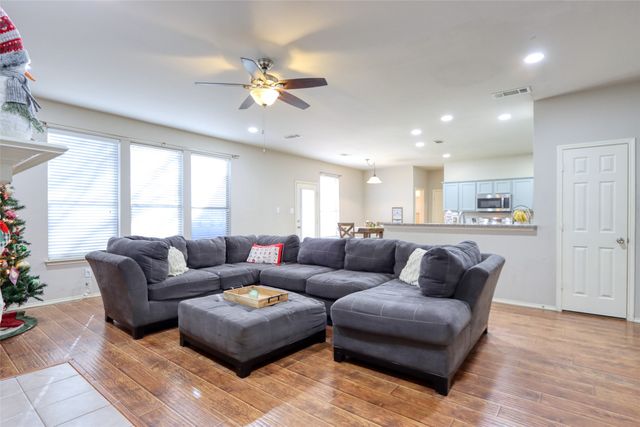 5116 Senator Drive, Fort Worth, TX 76244