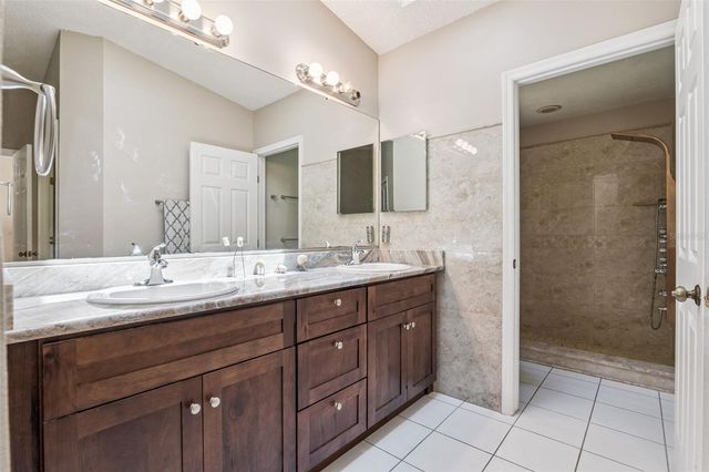 1462 DEER LAKE CIRCLE, Apopka, FL 32712
