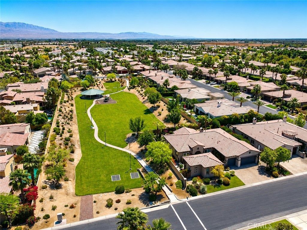 Image 32 of property listing at 81580 Rancho Santana, La Quinta, CA 92253