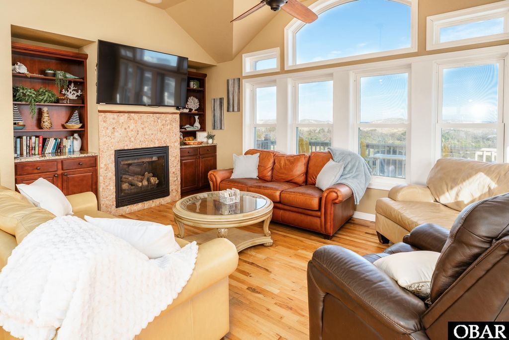 Image 4 of property listing at 2146 Sandfiddler Road Lot 115, Corolla, NC 27927