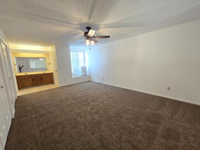 1416 Plymouth Rock Way, Clovis, CA 93612