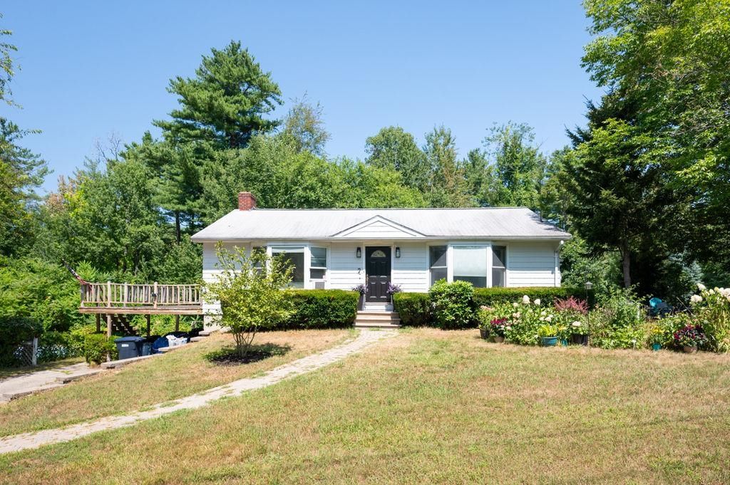 2 Field Road, Derry, NH 03038