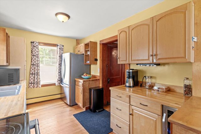 4 Main Street, Bennington, NH 03442