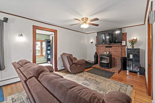 4 Main Street, Bennington, NH 03442