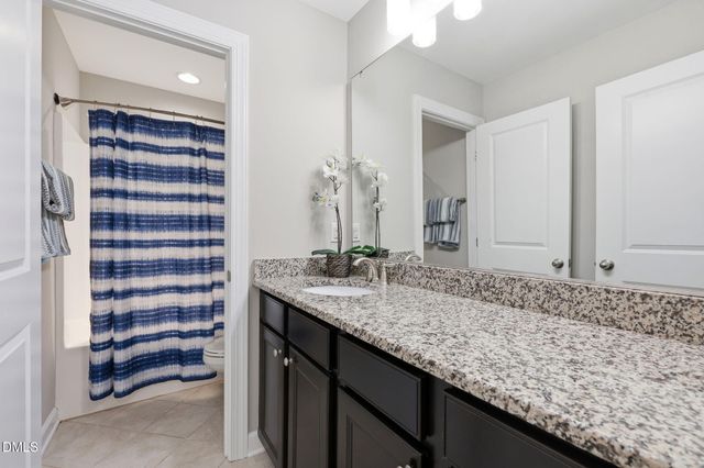 3910 Glorybower Way, Apex, NC 27502