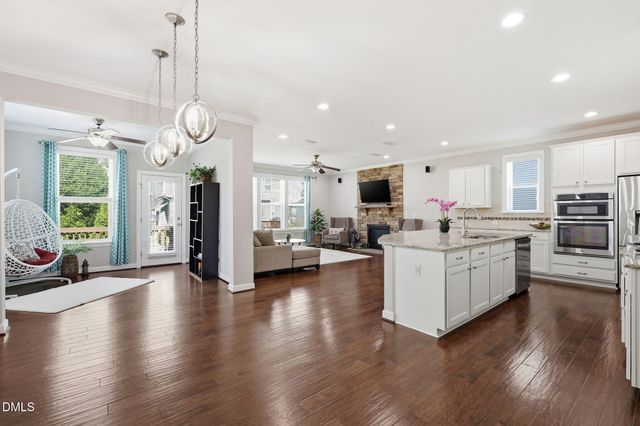 3910 Glorybower Way, Apex, NC 27502