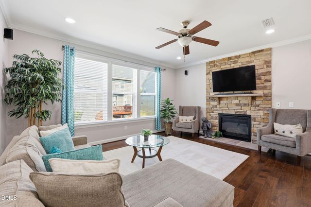 3910 Glorybower Way, Apex, NC 27502