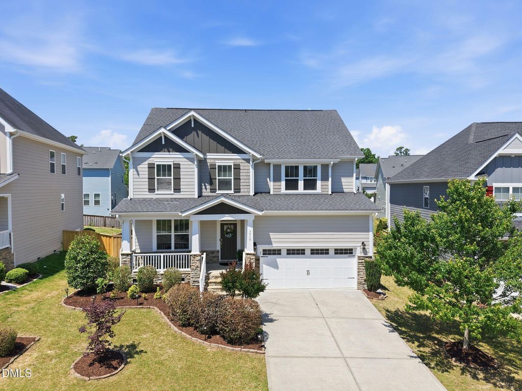 3910 Glorybower Way, Apex, NC 27502