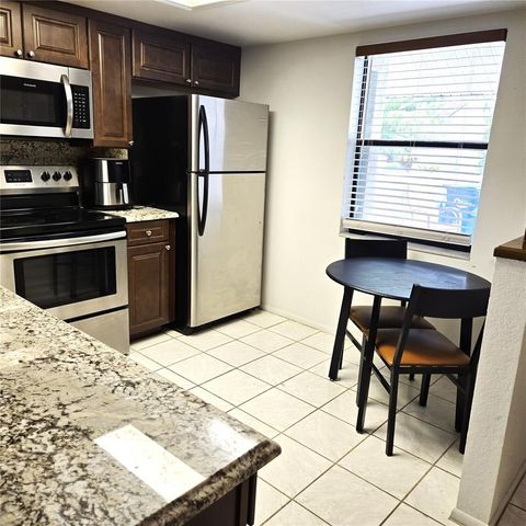 302 40TH STREET CIRCLE W, Palmetto, FL 34221