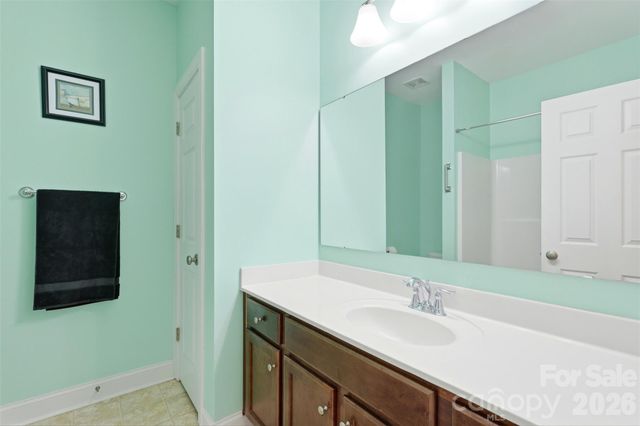 630 Kenway Loop, Mooresville, NC 28117