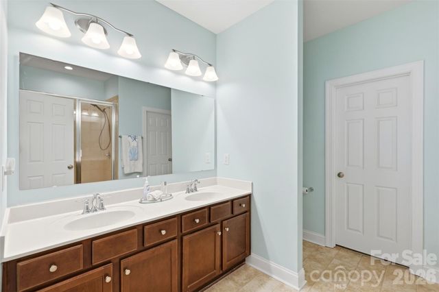 630 Kenway Loop, Mooresville, NC 28117