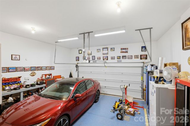 630 Kenway Loop, Mooresville, NC 28117