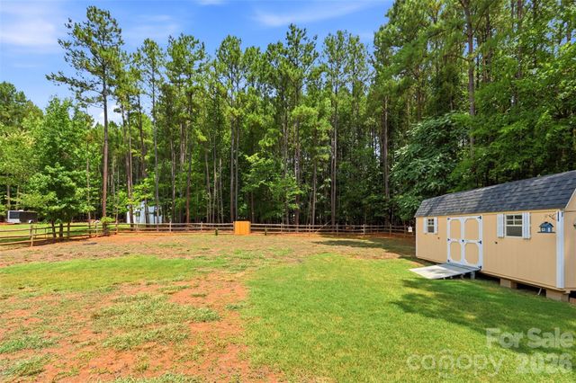 630 Kenway Loop, Mooresville, NC 28117