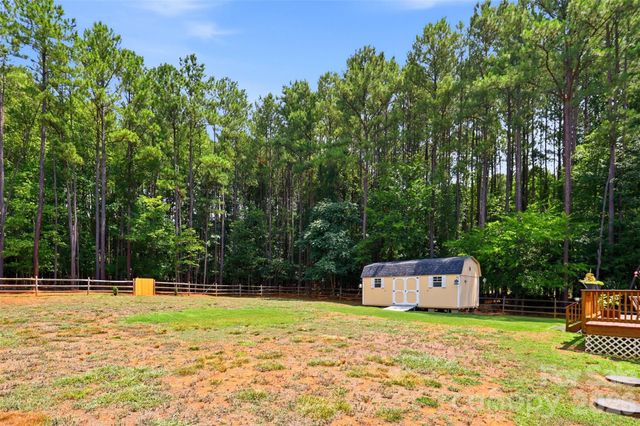 630 Kenway Loop, Mooresville, NC 28117