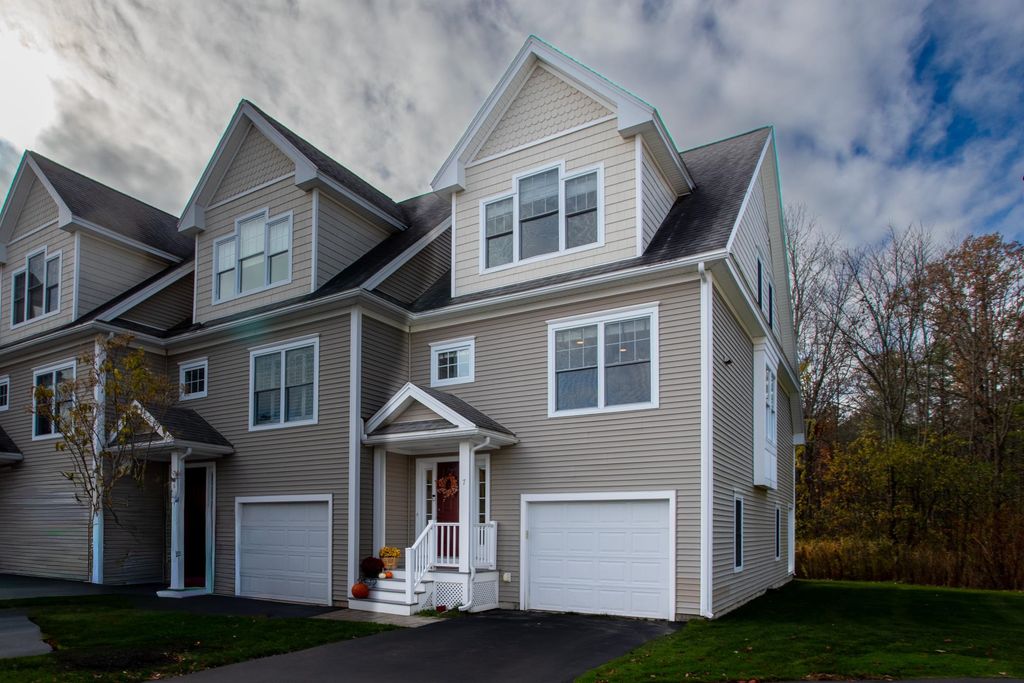 131 Court St Unit 7, Exeter, NH 03833