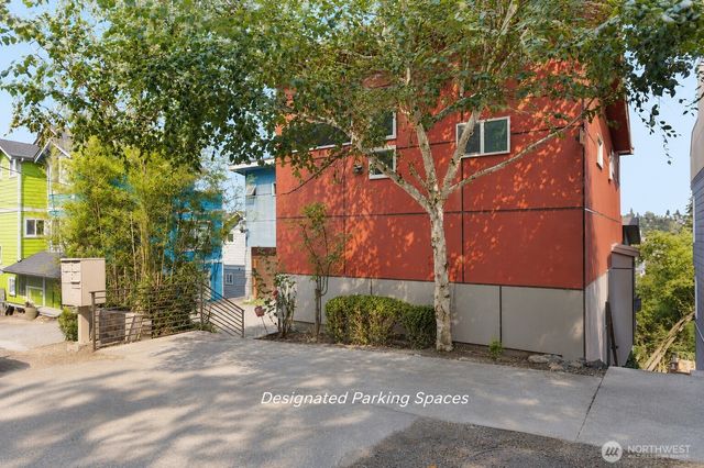 1536 Sturgus Avenue S, Seattle, WA 98144