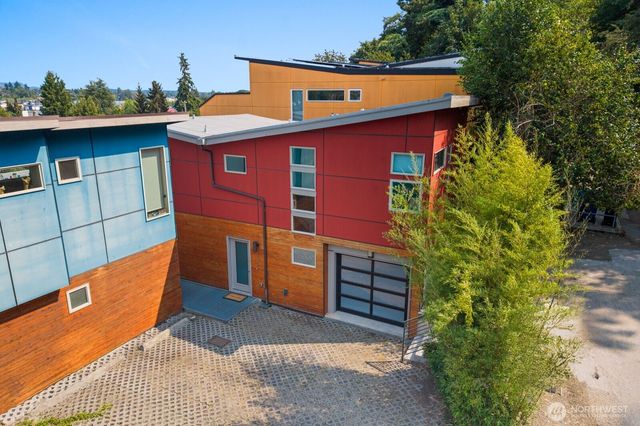 1536 Sturgus Avenue S, Seattle, WA 98144