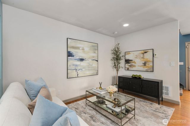 1536 Sturgus Avenue S, Seattle, WA 98144