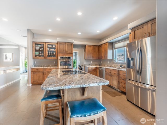 214 Stull Court, East Wenatchee, WA 98802