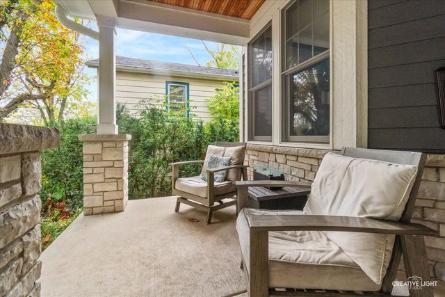 4220 Forest Avenue, Downers Grove, IL 60515