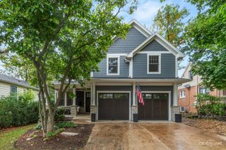 4220 Forest Avenue, Downers Grove, IL 60515