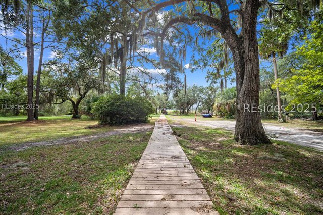 45 Vinel Ln, Bluffton, SC 29910