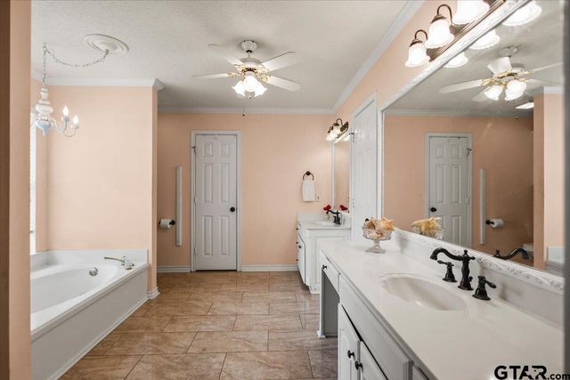 113 Saint Andrews Cir, Hideaway, TX 75771