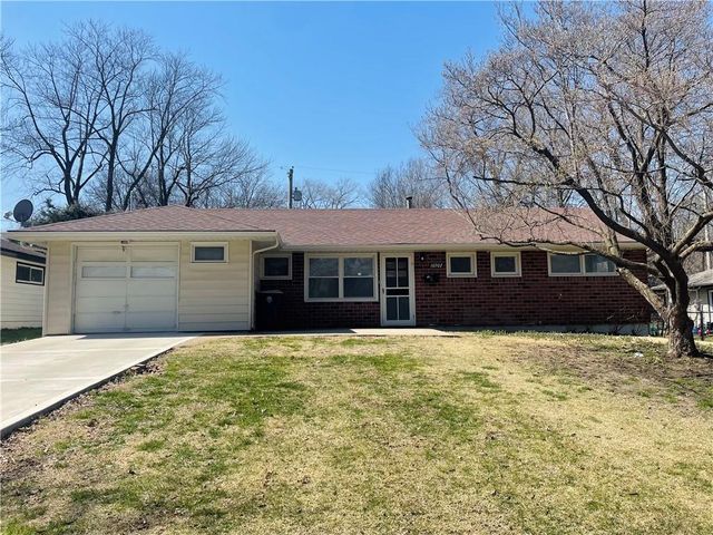 10702 Bristol Terrace, Kansas City, MO 64134