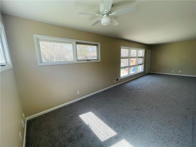 10702 Bristol Terrace, Kansas City, MO 64134