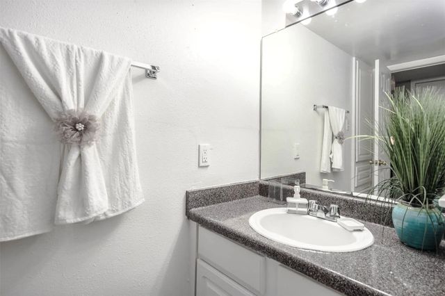 4343 Shaver Street 1002, Pasadena, TX 77504