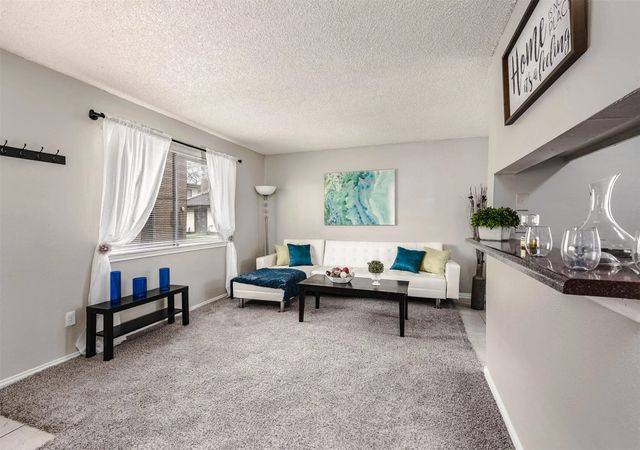 4343 Shaver Street 1002, Pasadena, TX 77504