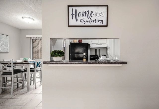 4343 Shaver Street 1002, Pasadena, TX 77504