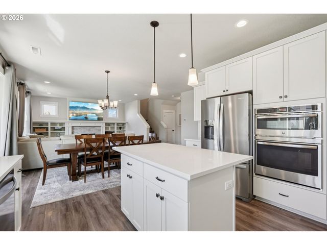 11112 Ne 133RD Ct, Vancouver, WA 98682