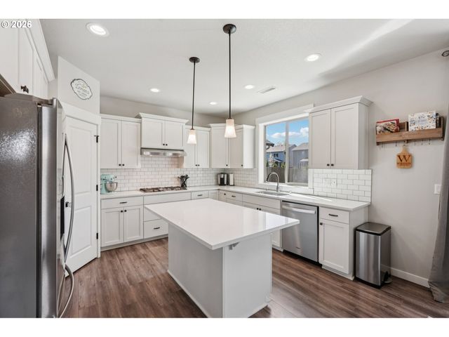 11112 Ne 133RD Ct, Vancouver, WA 98682