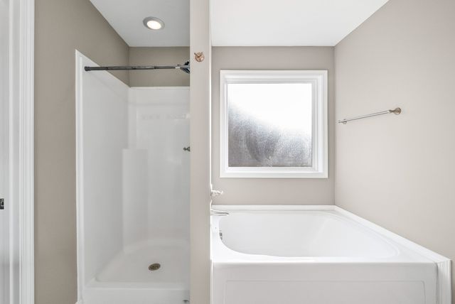 585 Cameo Ct, Clarksville, TN 37042