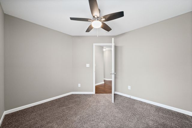 585 Cameo Ct, Clarksville, TN 37042