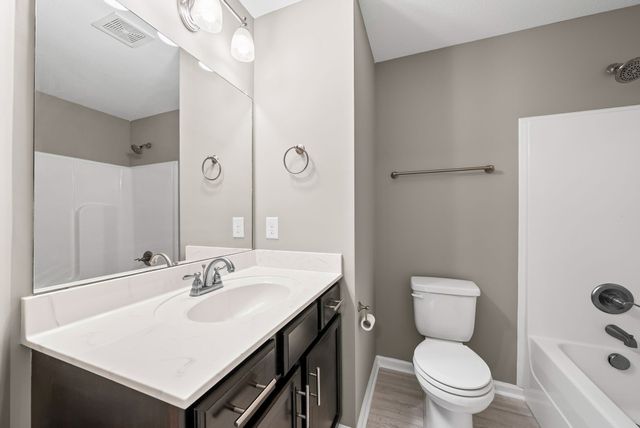 585 Cameo Ct, Clarksville, TN 37042