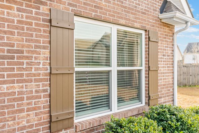 585 Cameo Ct, Clarksville, TN 37042