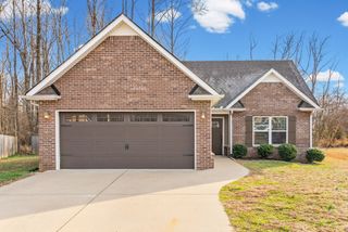 585 Cameo Ct, Clarksville, TN 37042
