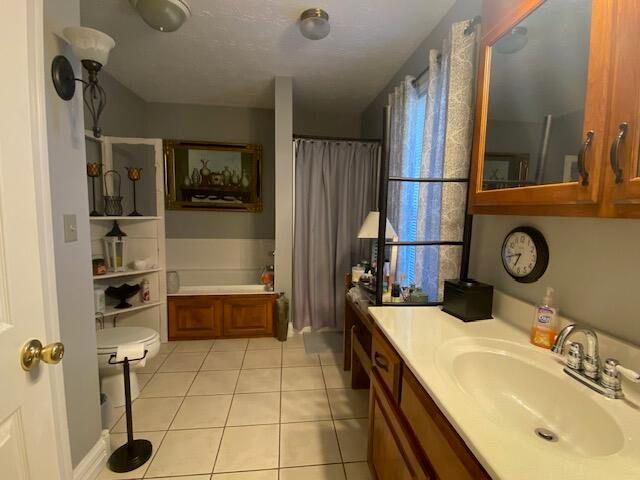 702 Boxwood Drive, Berea, KY 40403
