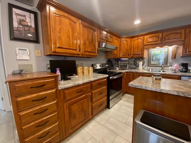 702 Boxwood Drive, Berea, KY 40403