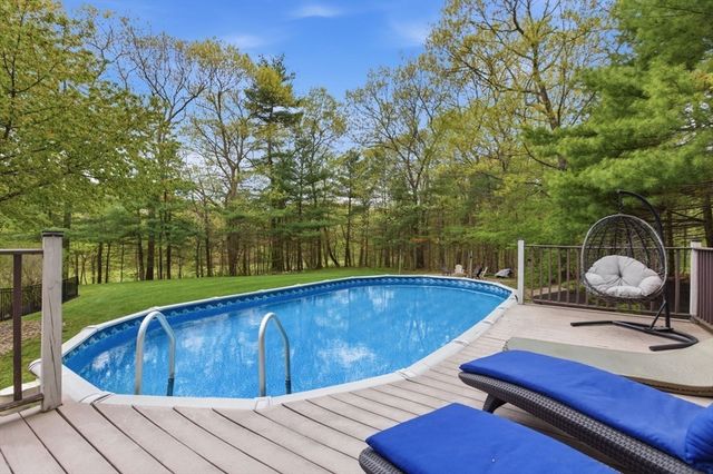 14 Park Street, North Reading, MA 01864